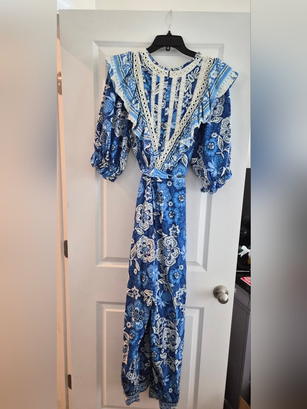 NWOT Farm Rio Full Of Flowers Jumpsuit - Picture 5 of 7